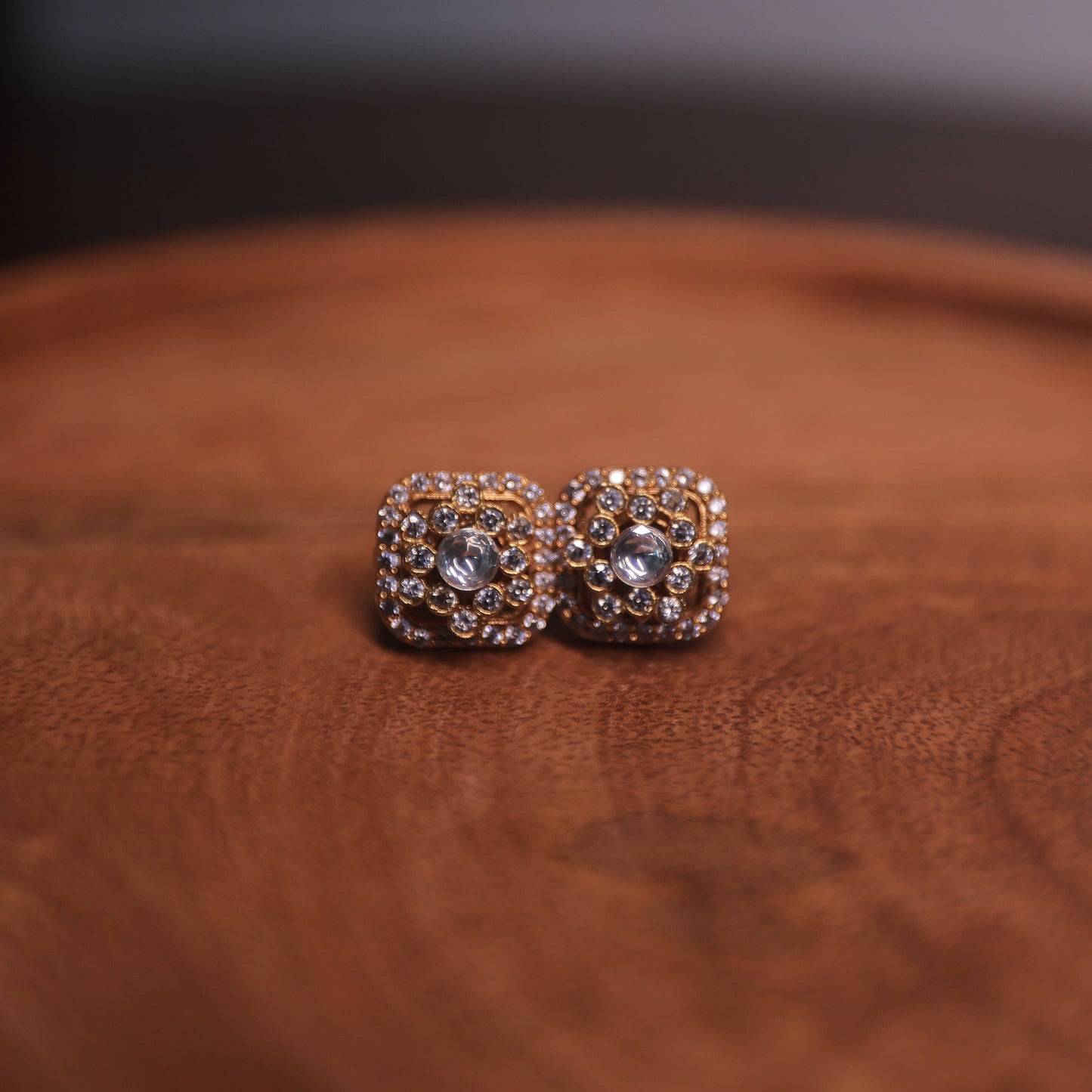 Anika Kundan Earrings