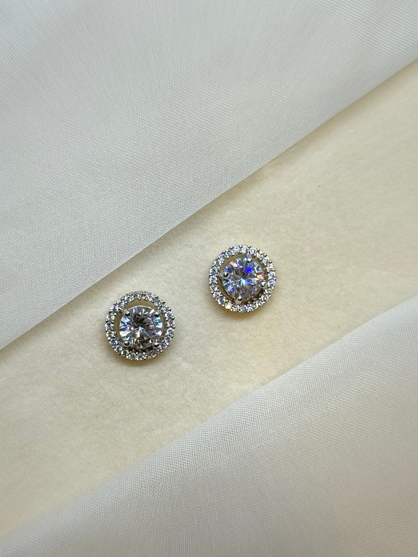 Aveera Diamond Studs