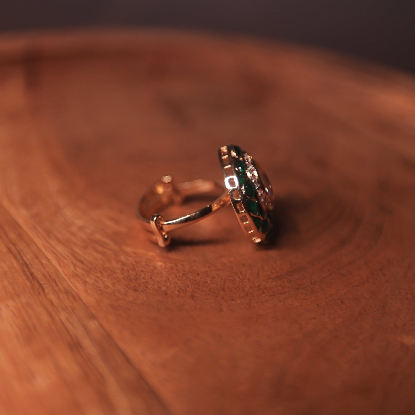 Azai Adjustable Emerald Polki Ring