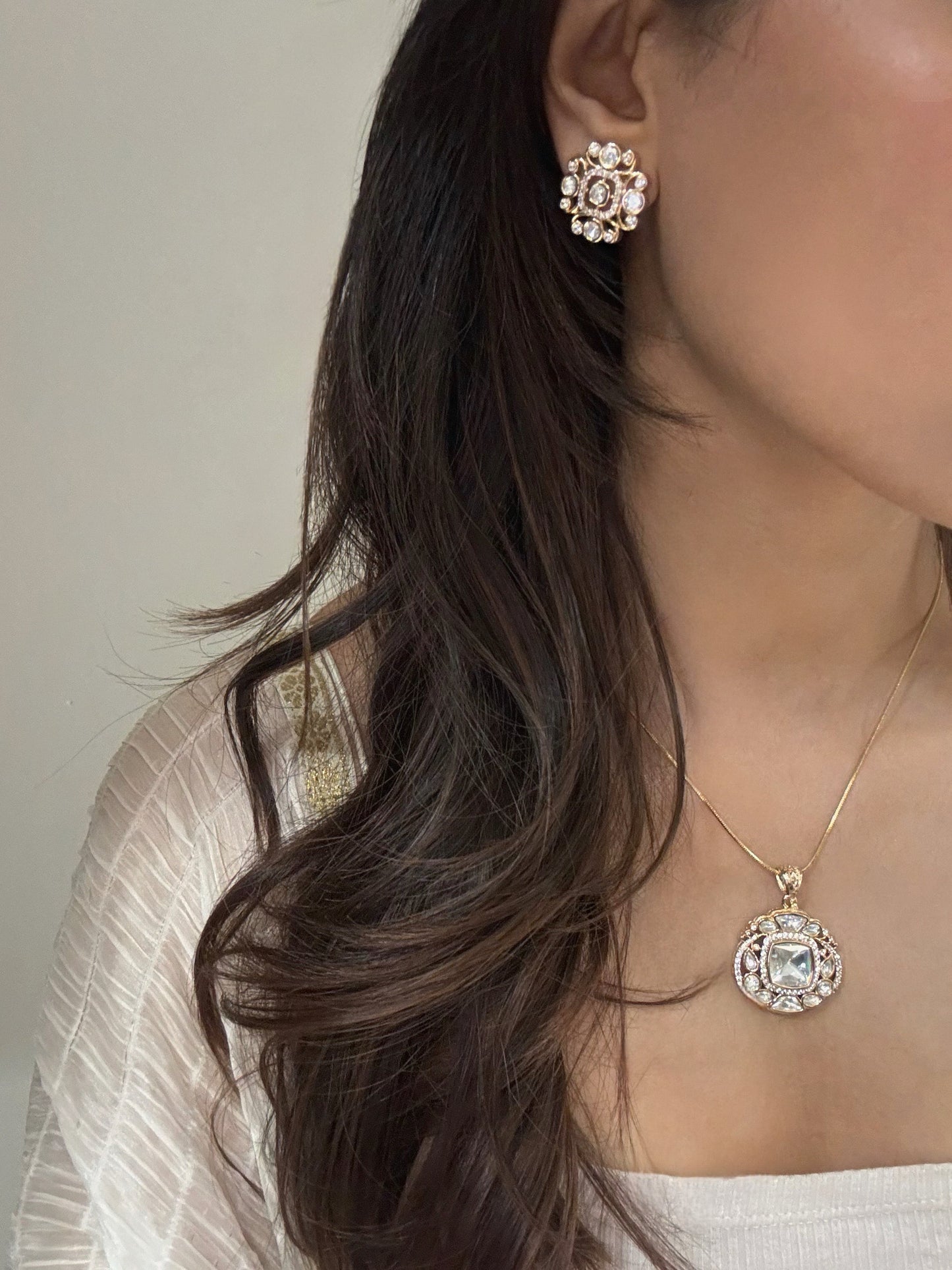 Isha Polki Pendant Set