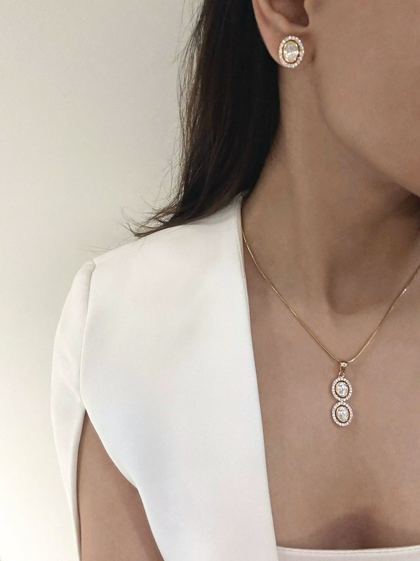 Kaavya Kundan Pendant Set