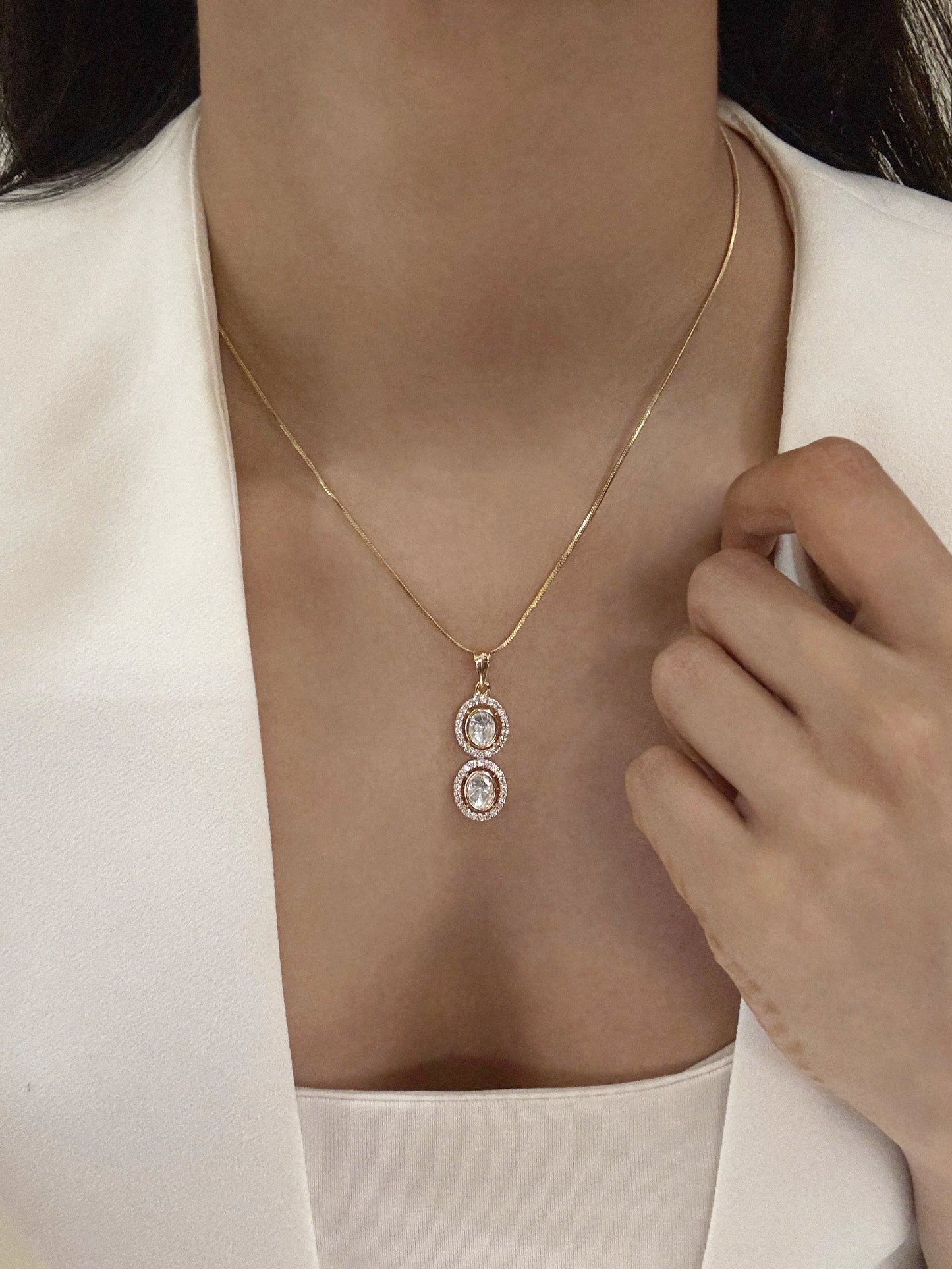 Kaavya Kundan Pendant Set