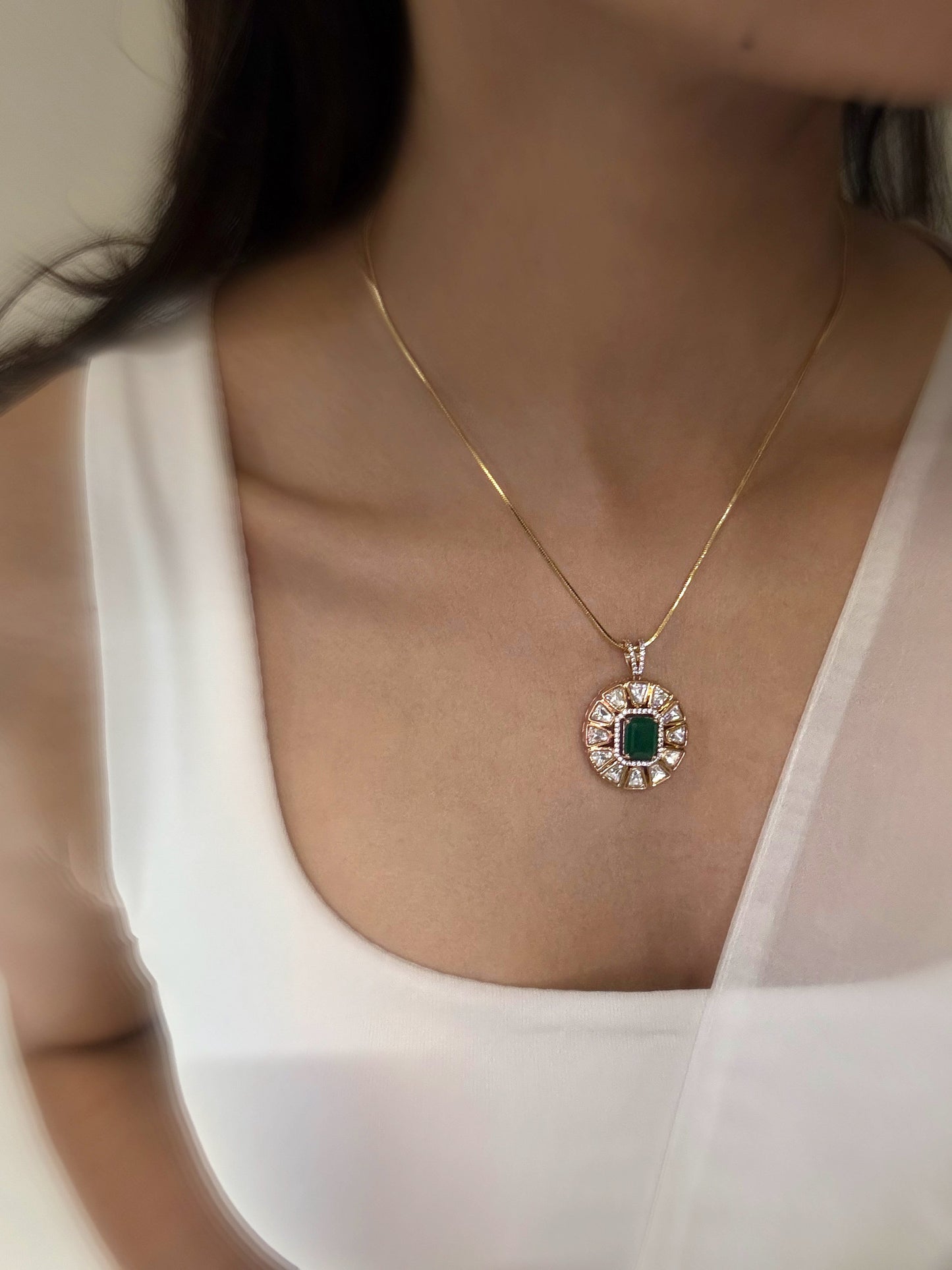 Miraya Pendant Set