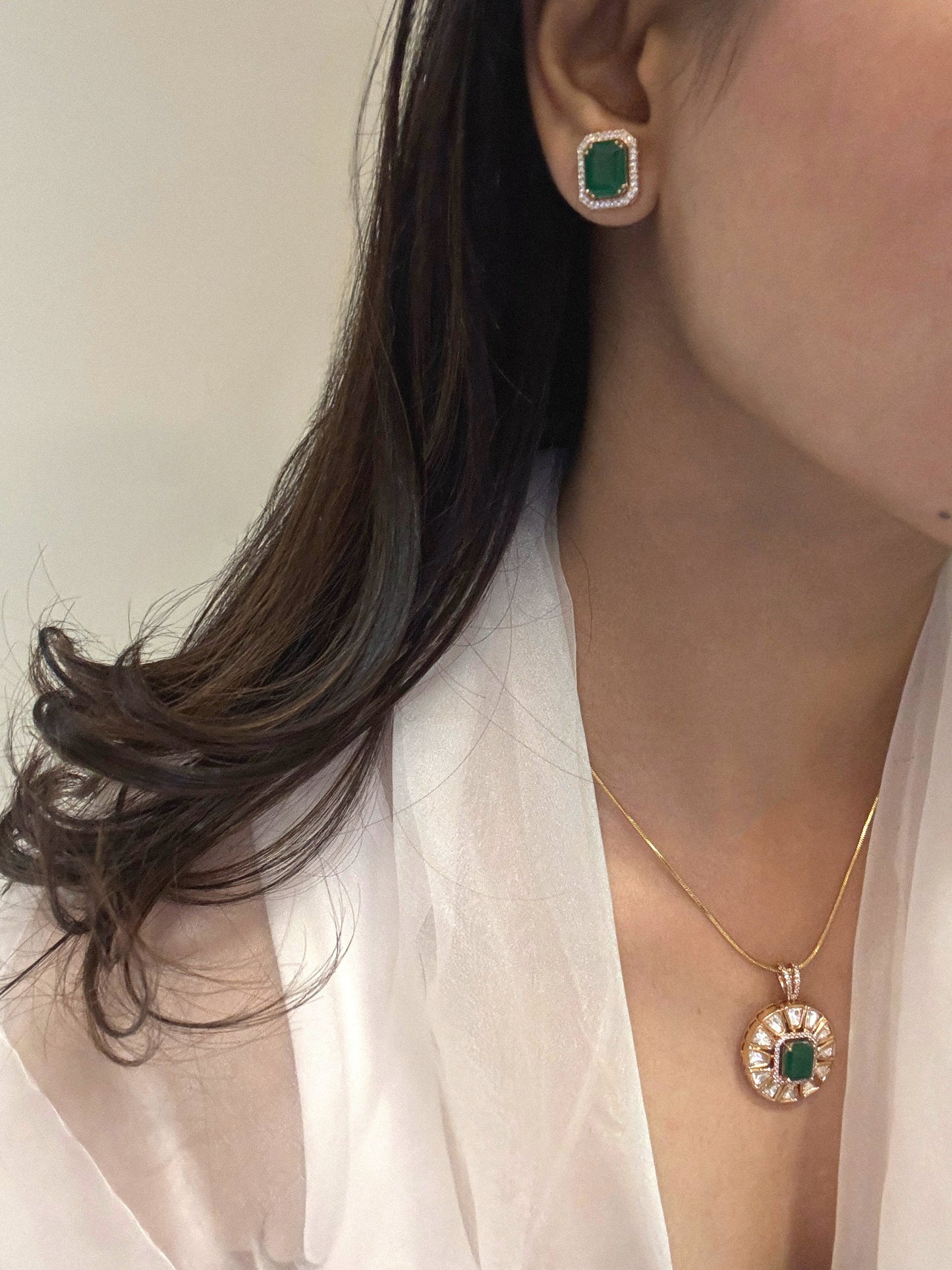 Miraya Pendant Set