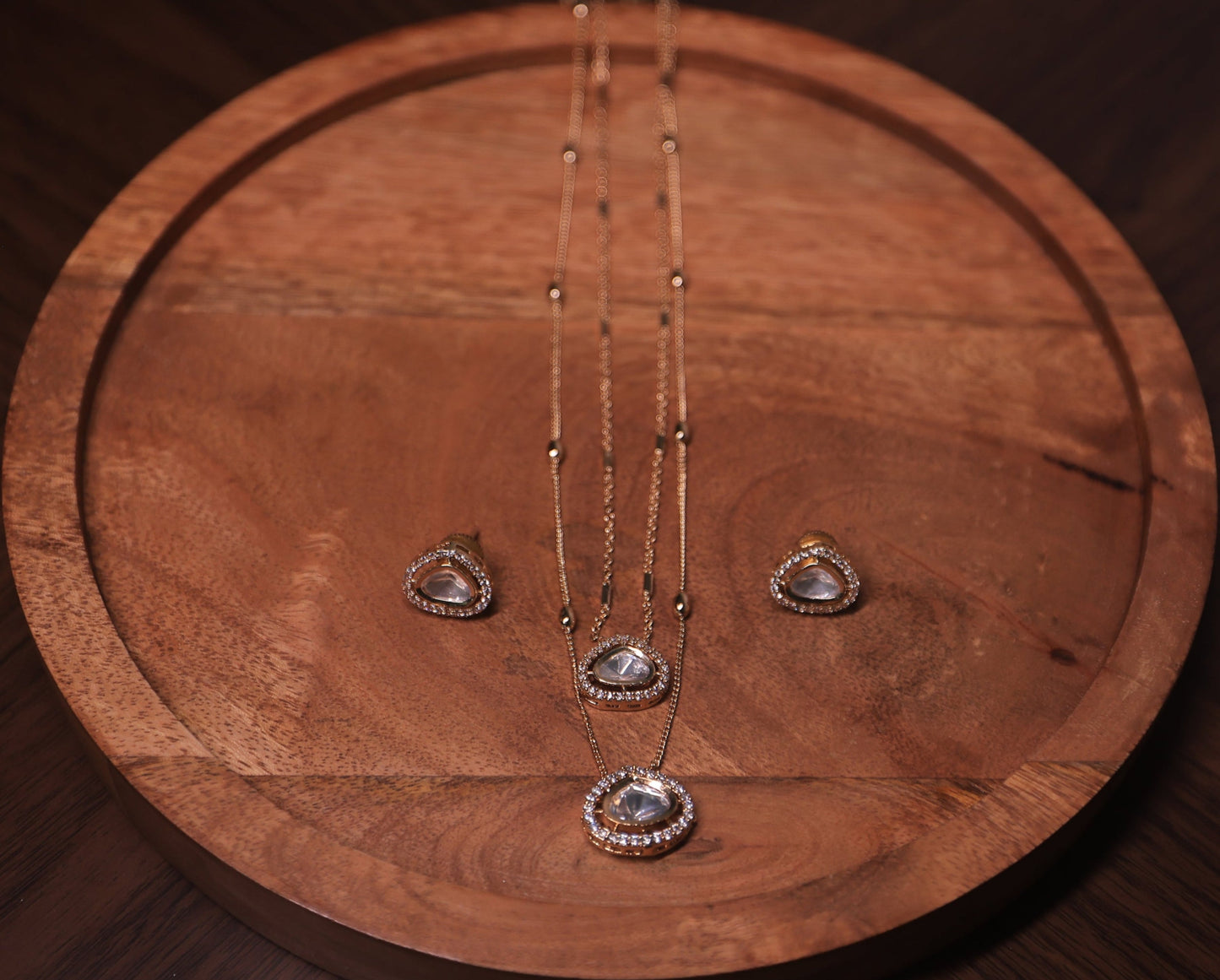 Noorani Pendant Set