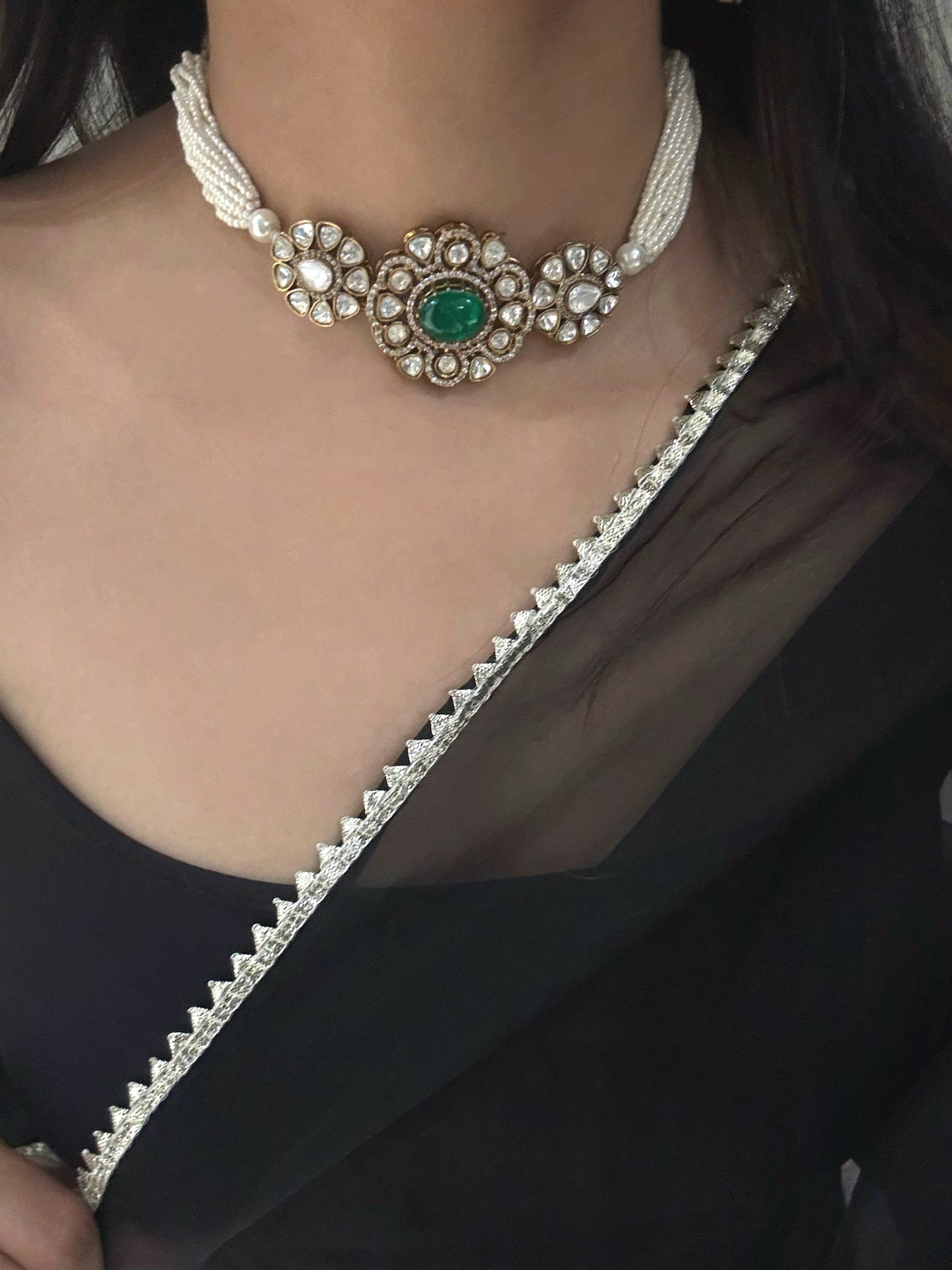 Prisha Kundan Choker Set