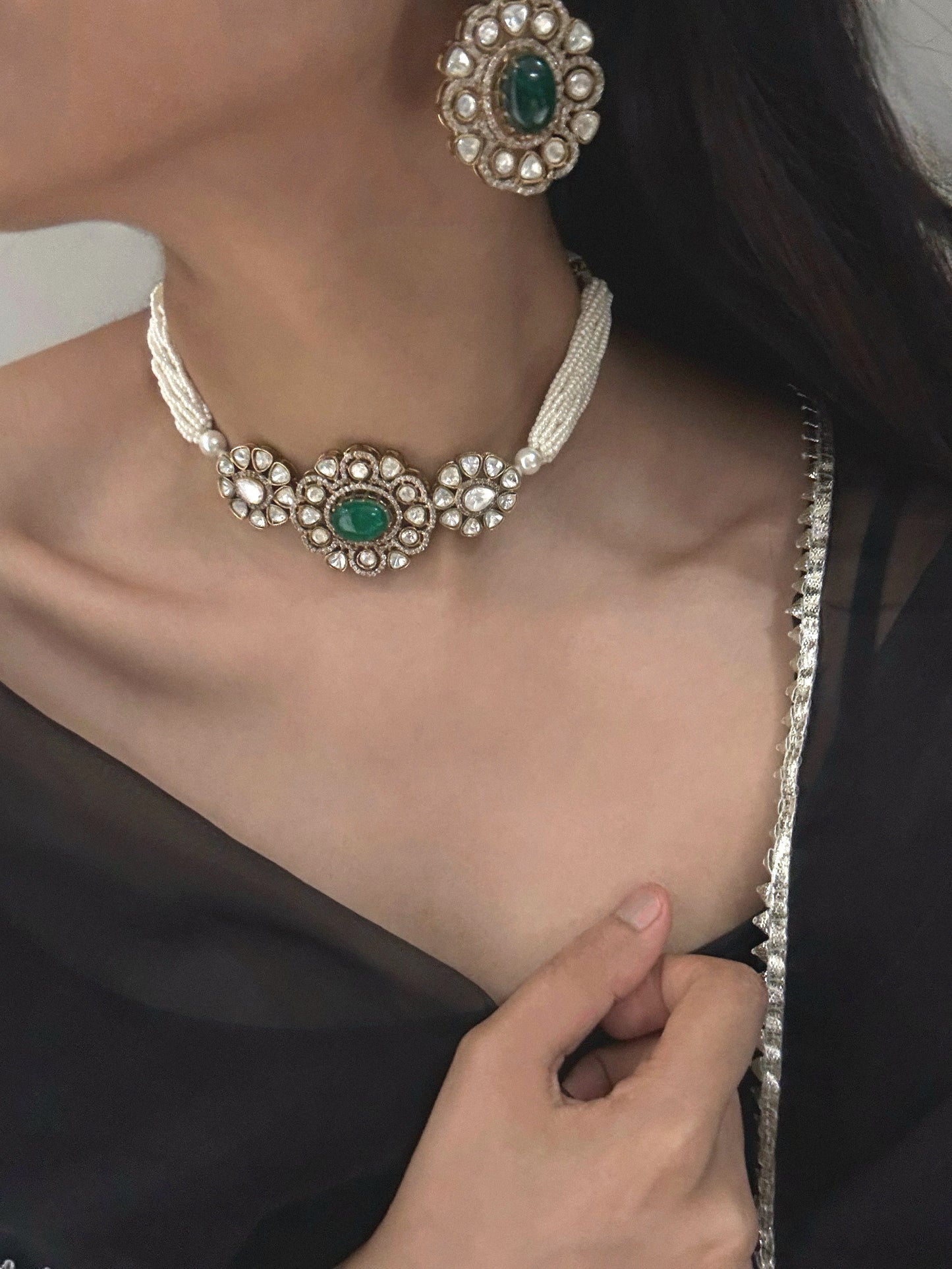 Prisha Kundan Choker Set