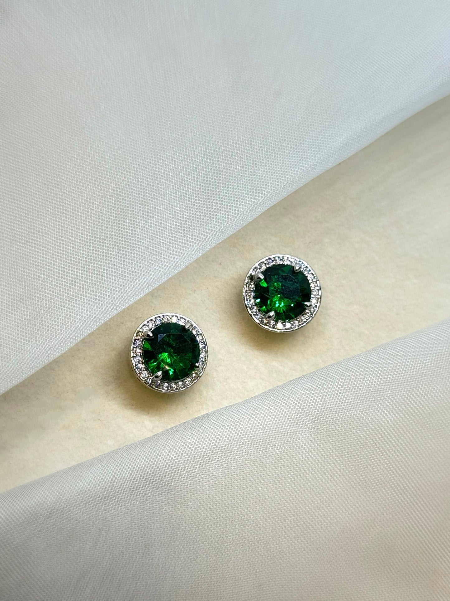 Kashvi Emerald Diamond Studs